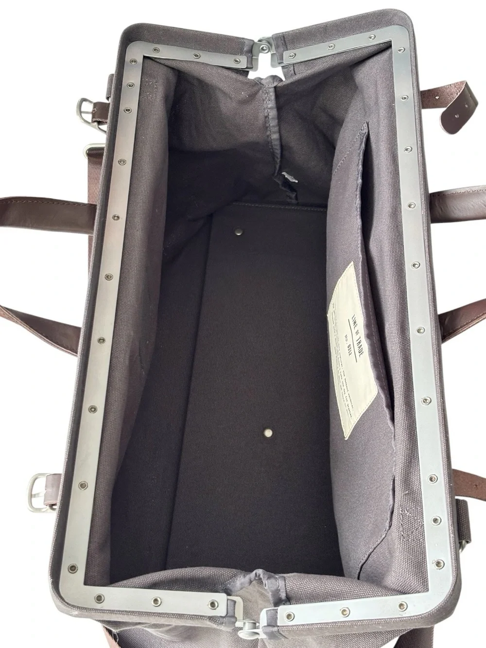 Line of Trade No. 0312 Canvas Weekender Bag in gray with leather trim | Regular